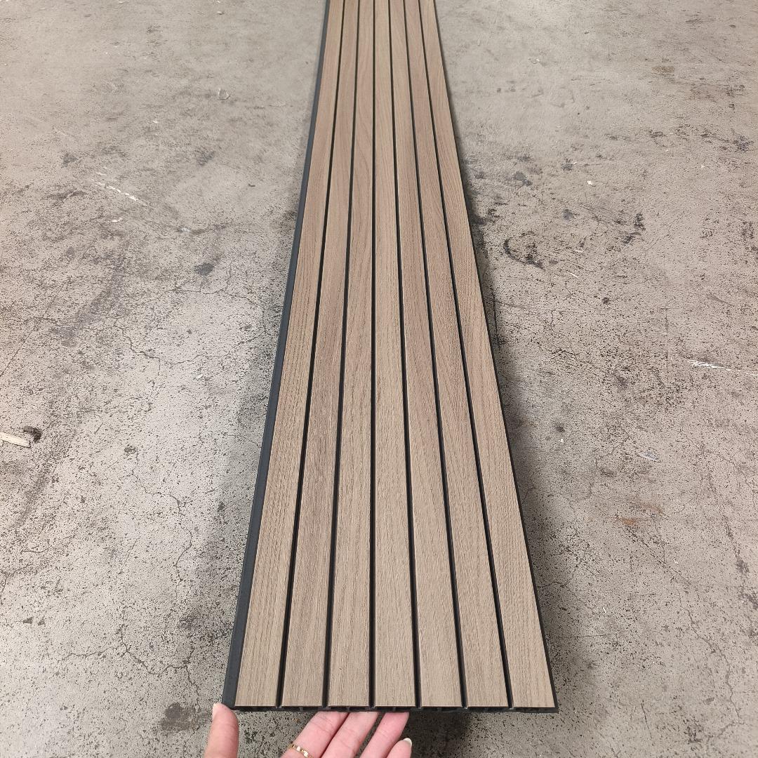 Golden Walnut Prémiový 3D WPC nástenný panel